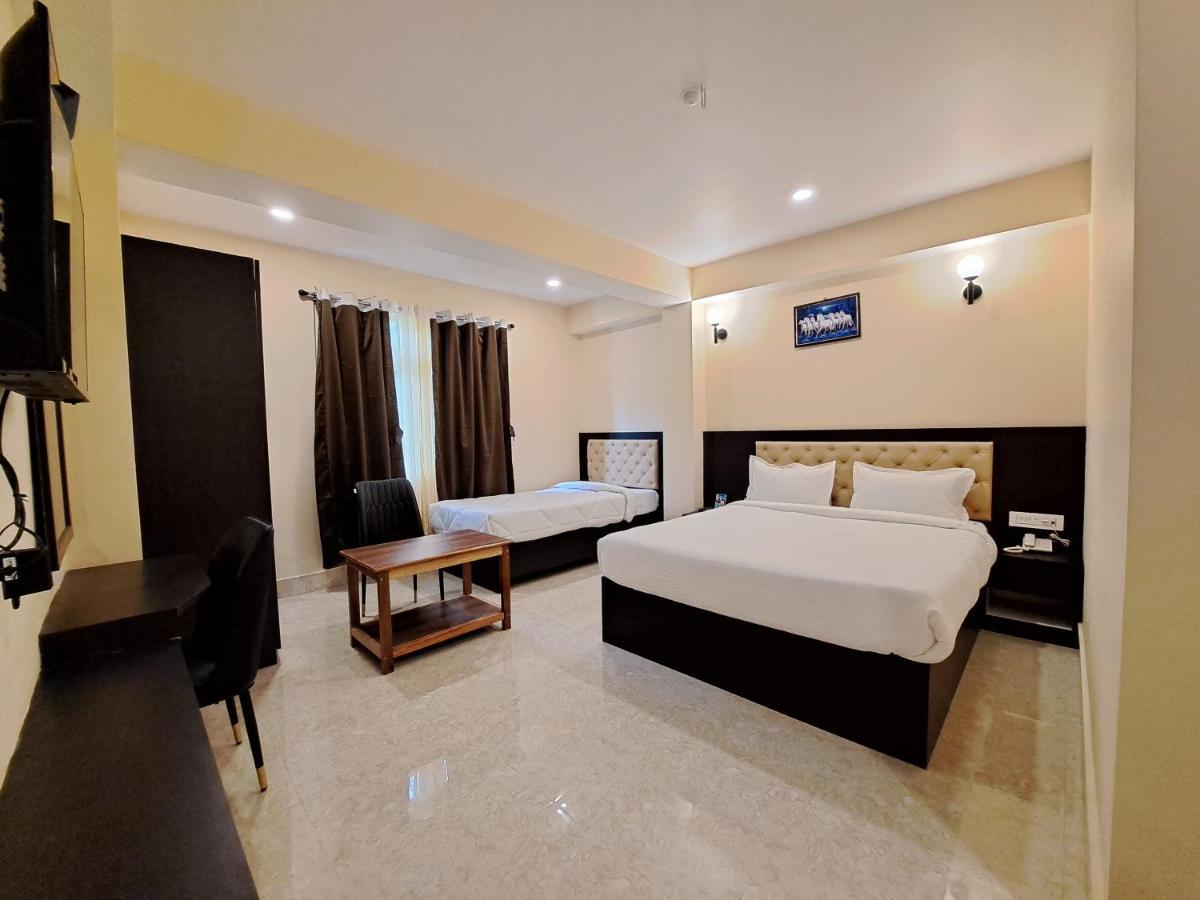 Snow White Retreat Hotel And Restaurant Гангток Экстерьер фото