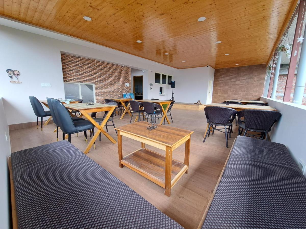 Snow White Retreat Hotel And Restaurant Гангток Экстерьер фото